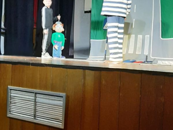 Predstava “Znakovi za najmanje”
