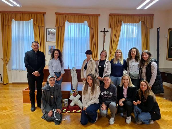 Odgojiteljice Dječjeg vrtića Pahuljica krenule putem dodatnog obrazovanja za odgoj u vjeri