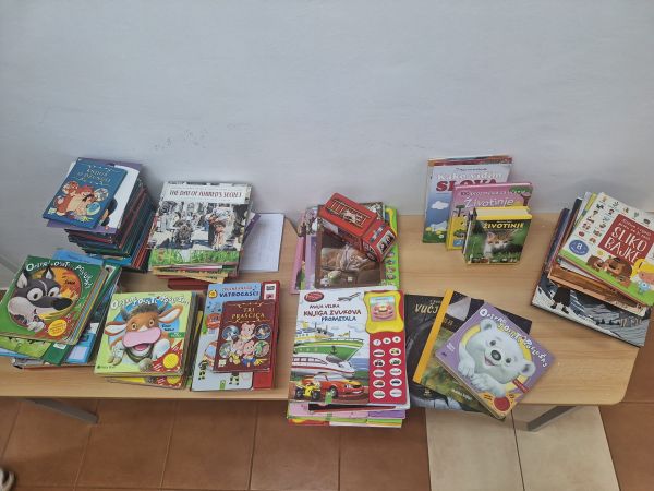 Donacija Samostalne narodne knjižnice Gospić
